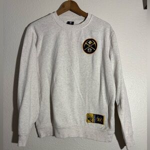 Denver Nuggets Relevant Crew Sweatshirt – Men’s Size M